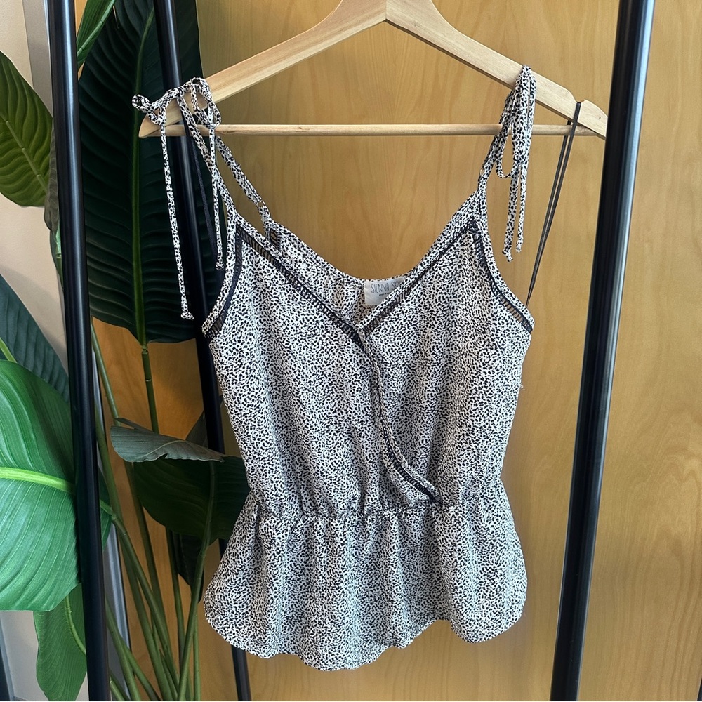 Sienna Sky Peplum Leopard Tank